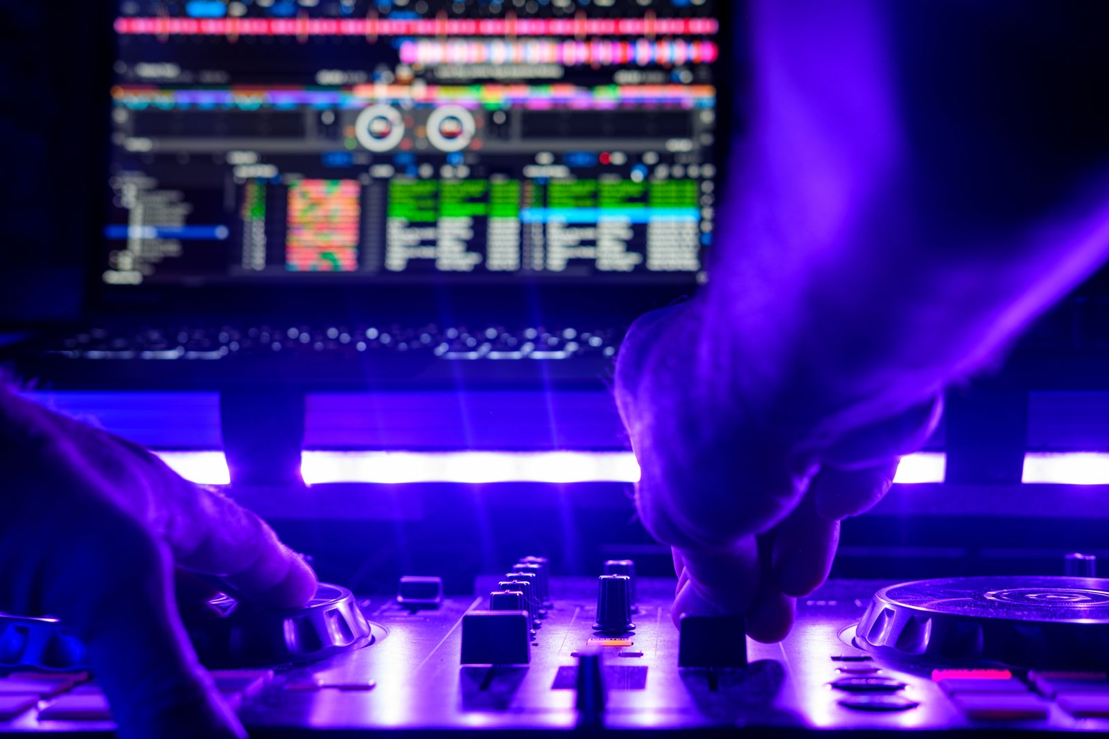 DJ Performance 5